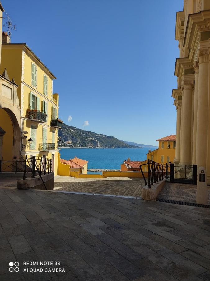 Bilocale Nella Vecchia Citta' Di Mentone Apartment Exterior photo